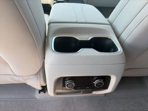New 2026 Buick Enclave Avenir w/ Super Cruise Package AWD/4WD image 13
