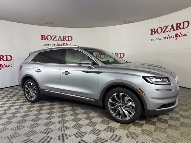 Used 2023 Lincoln Nautilus Reserve w/ Luxury Package AWD/4WD image 14