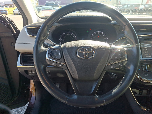 Used 2018 Toyota Avalon Limited w/ All Weather Liner Package FWD image 18