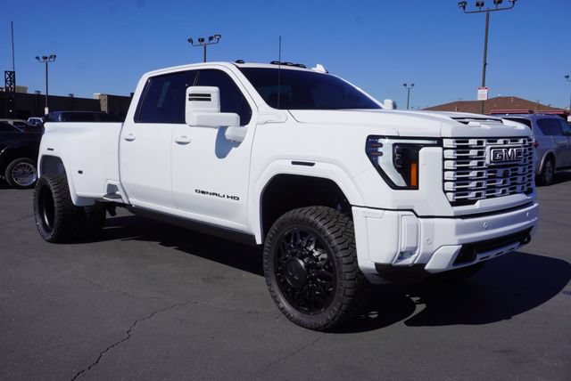 Used 2026 GMC Sierra 3500 Denali Ultimate AWD/4WD image 18