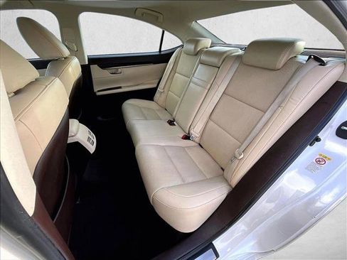 Used 2018 Lexus ES 350 w/ Premier Package FWD image 28