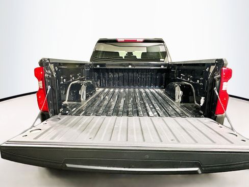 Used 2023 Chevrolet Silverado 1500 LT AWD/4WD image 28