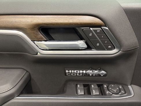 New 2026 Chevrolet Silverado 1500 High Country AWD/4WD image 17