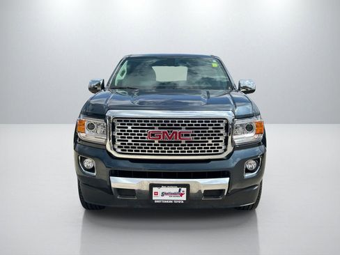 Used 2019 GMC Canyon Denali image 2