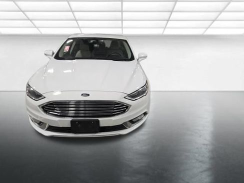 Used 2017 Ford Fusion SE FWD image 10