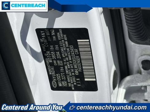 Used 2025 Hyundai Elantra Sport FWD image 14