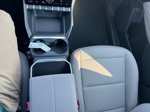 Used 2025 GMC Terrain Elevation FWD image 17
