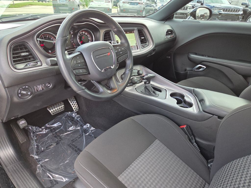 Used 2023 Dodge Challenger R/T Scat Pack RWD image 27