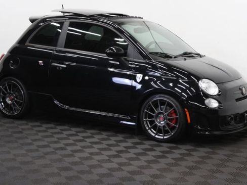Used 2017 FIAT 500 Abarth w/ Popular Equipment Package FWD image 3