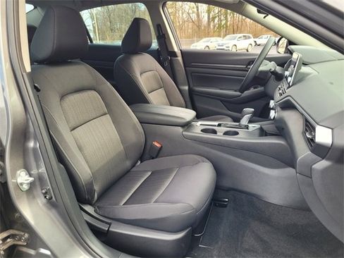 Certified 2025 Nissan Altima 2.5 S image 12