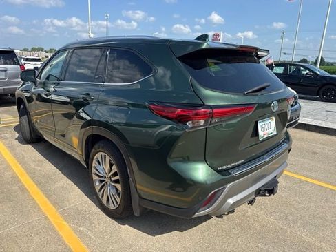 Used 2023 Toyota Highlander Platinum AWD/4WD image 8