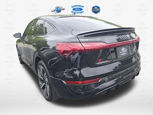 Used 2024 Audi Q8 e-tron Prestige AWD/4WD image 2