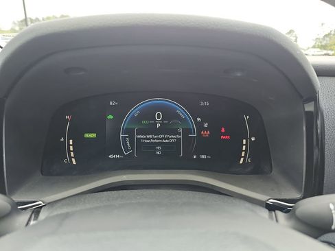 Used 2025 Toyota Camry LE image 23