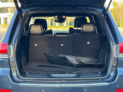 Used 2020 Jeep Grand Cherokee Overland image 16