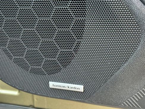 Used 2025 Subaru Forester Touring image 23