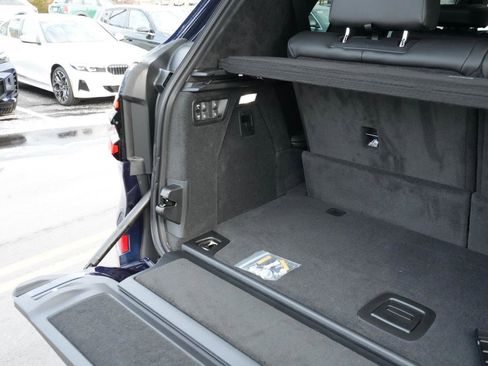 New 2026 BMW X7 M60i w/ Executive Package image 30