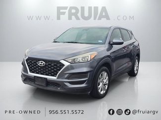 Used 2019 Hyundai Tucson SE video 1