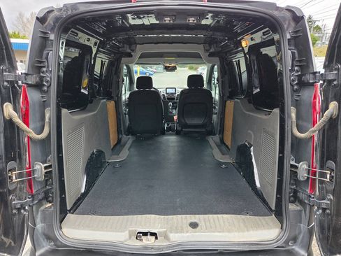 Used 2022 Ford Transit Connect XL FWD image 21