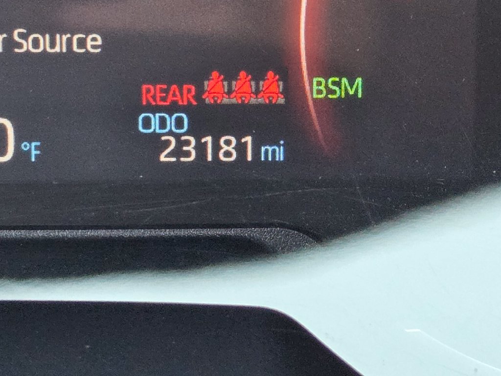 Used 2023 Toyota RAV4 XLE Premium AWD/4WD image 29