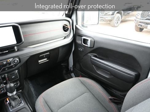 Used 2024 Jeep Wrangler Unlimited Rubicon image 22