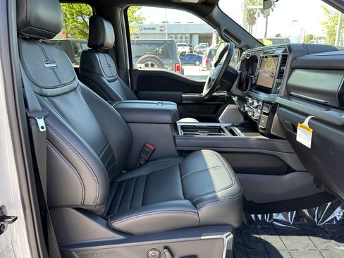 New 2026 Ford F250 Platinum AWD/4WD image 14