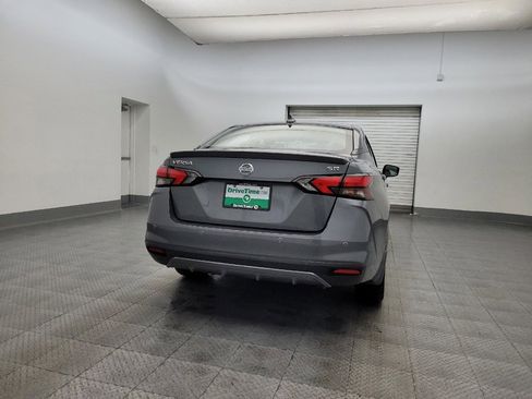 Used 2021 Nissan Versa SR w/ Convenience Package image 7