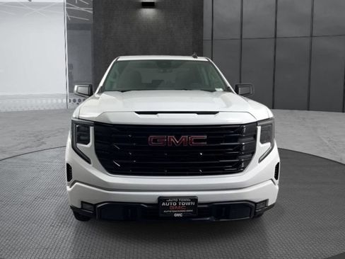 Used 2026 GMC Sierra 1500 Elevation AWD/4WD image 2