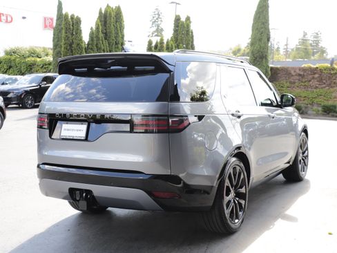 New 2026 Land Rover Discovery Dynamic SE AWD/4WD image 10