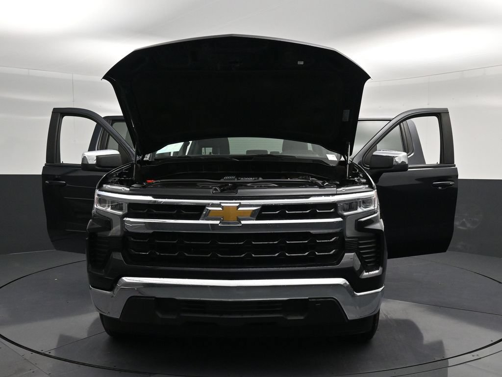 Used 2024 Chevrolet Silverado 1500 LT RWD image 25