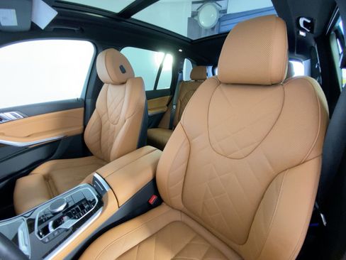 Certified 2024 BMW X5 sDrive40i w/ M Sport Package image 22