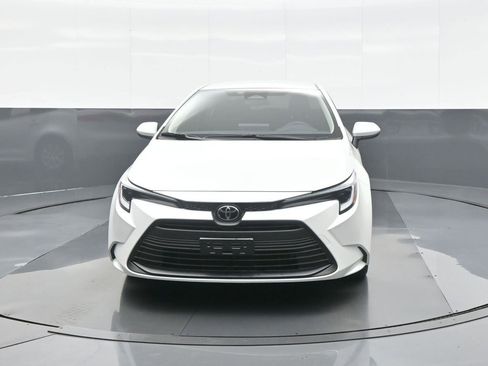Certified 2026 Toyota Corolla LE image 3