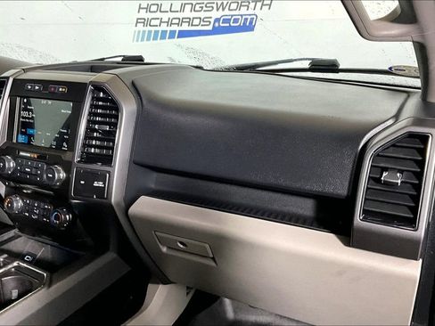 Used 2018 Ford F150 XLT w/ Equipment Group 302A Luxury AWD/4WD image 12