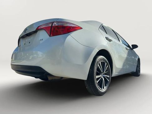 Used 2017 Toyota Corolla SE image 25