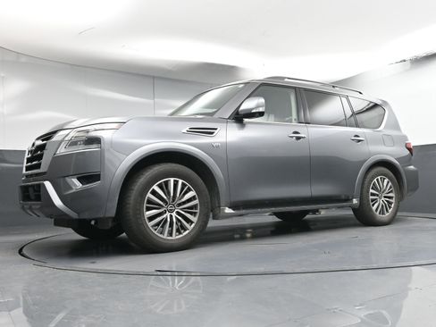 Used 2021 Nissan Armada SL w/ Captain's Chairs Package image 23