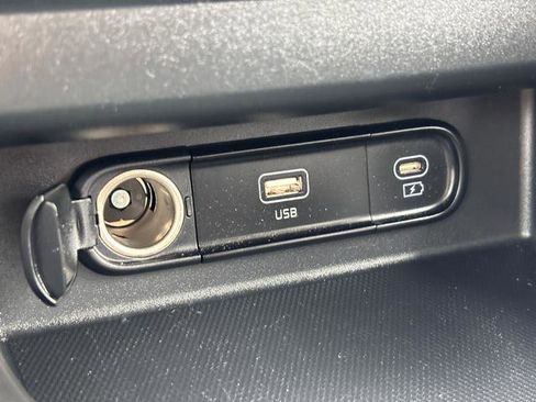 Certified 2024 Kia Seltos S image 24