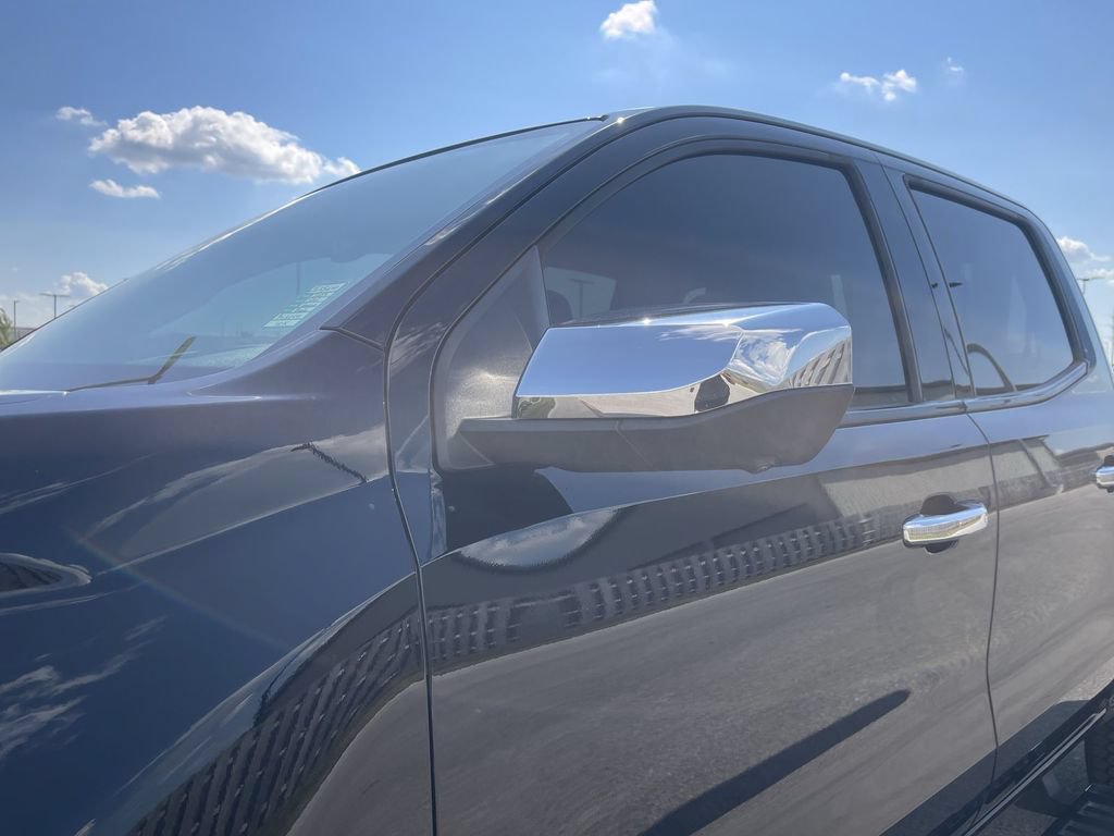 Used 2023 GMC Canyon Denali AWD/4WD image 12