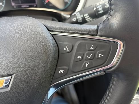 Used 2018 Chevrolet Equinox LT AWD/4WD image 26