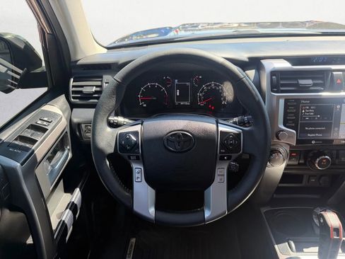 Used 2020 Toyota 4Runner SR5 image 15