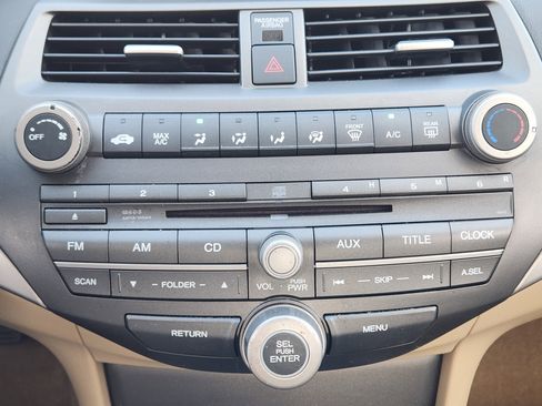 Used 2012 Honda Accord SE image 18