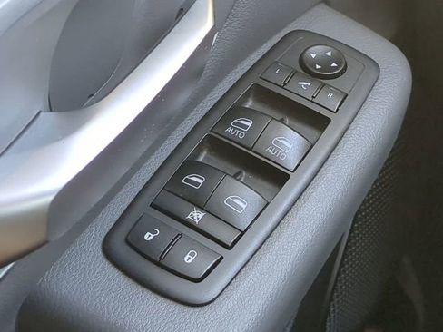 Used 2020 RAM 1500 Big Horn image 29