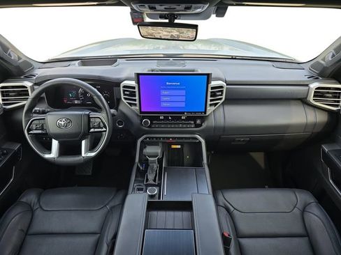 Used 2024 Toyota Tundra Platinum AWD/4WD image 10