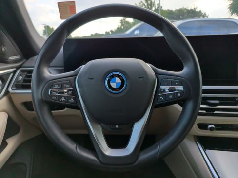 Certified 2023 BMW i4 eDrive35 RWD image 23