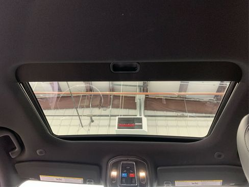 Used 2024 Jeep Grand Cherokee Altitude AWD/4WD image 20