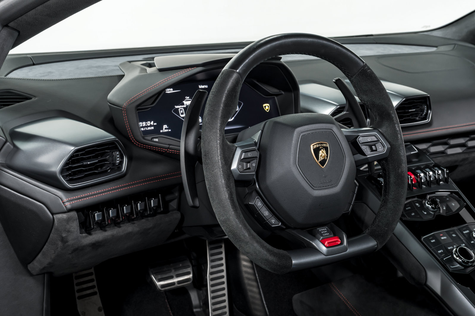Used 2015 Lamborghini Huracan LP 610-4 AWD/4WD image 13