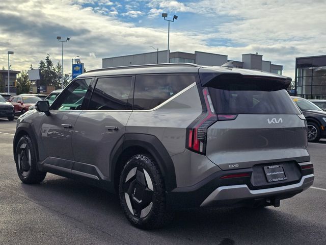 Certified 2024 Kia EV9 Wind AWD/4WD image 3