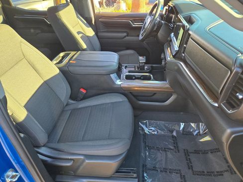 Used 2023 Chevrolet Silverado 1500 RST image 15