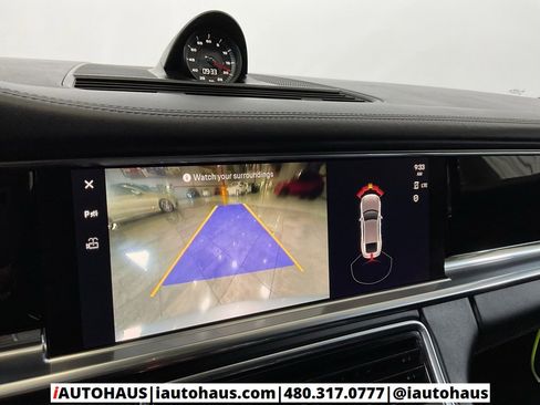 Used 2022 Porsche Panamera 4S w/ Premium Package image 32