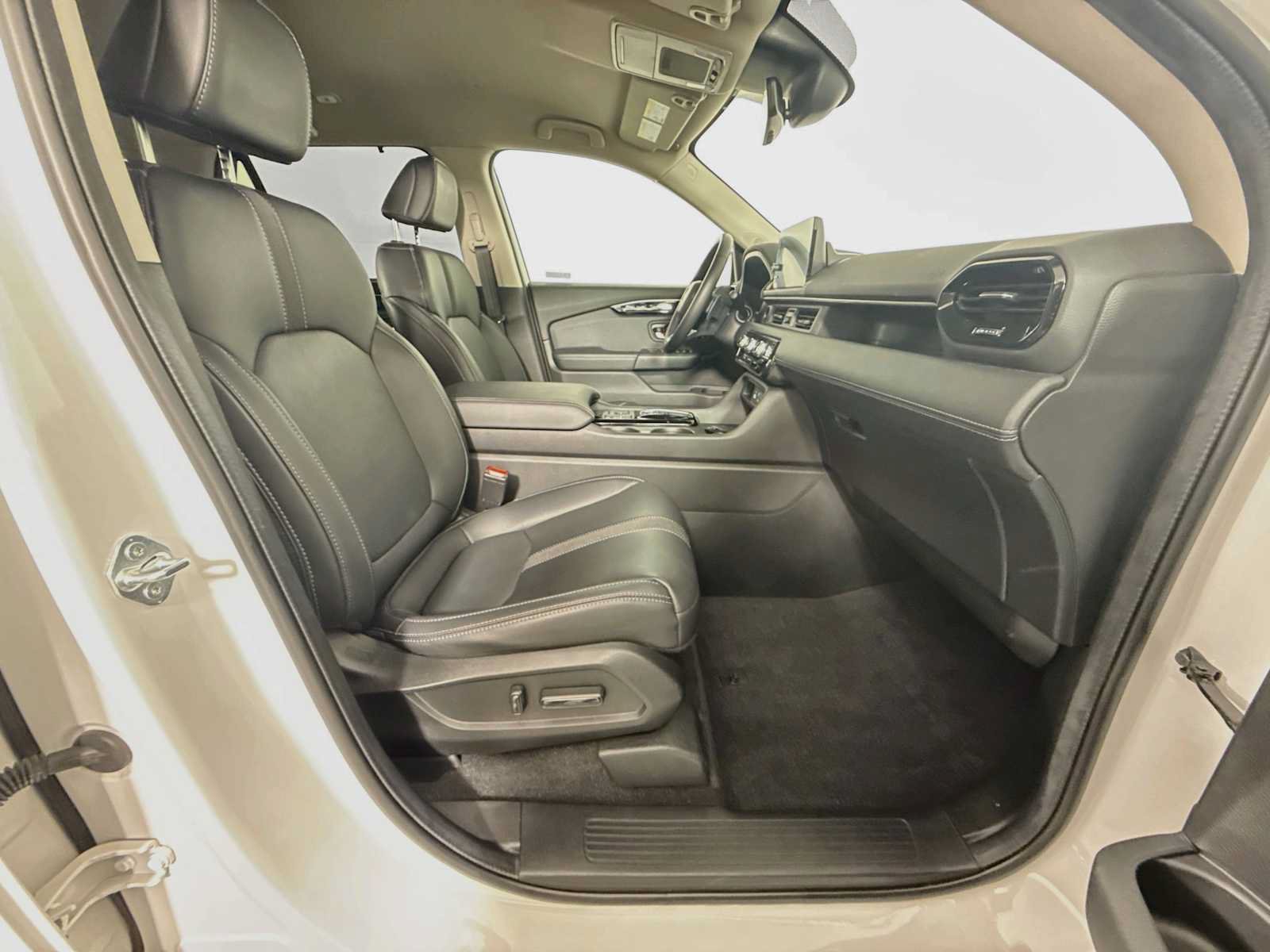 Used 2024 Honda Pilot EX-L image 28
