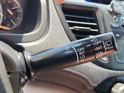 Used 2016 Honda CR-V SE image 30