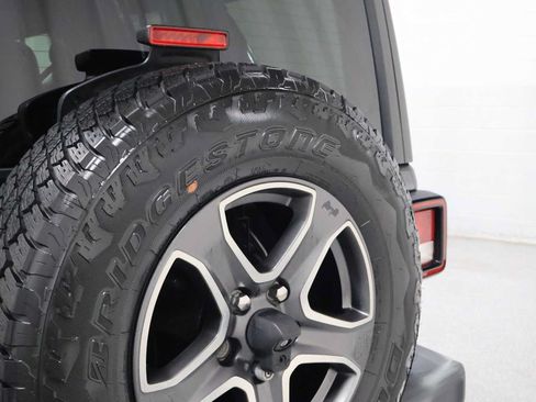 Used 2018 Jeep Wrangler Unlimited Sport S AWD/4WD image 8